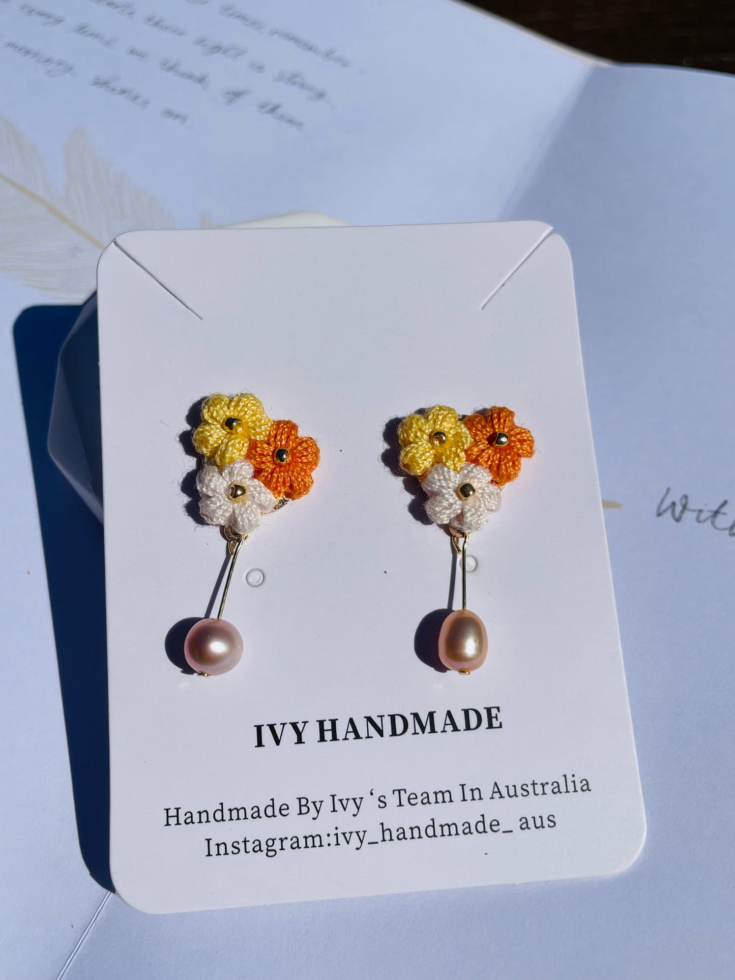 Lune Florette-Handmade Microcrochet Earring