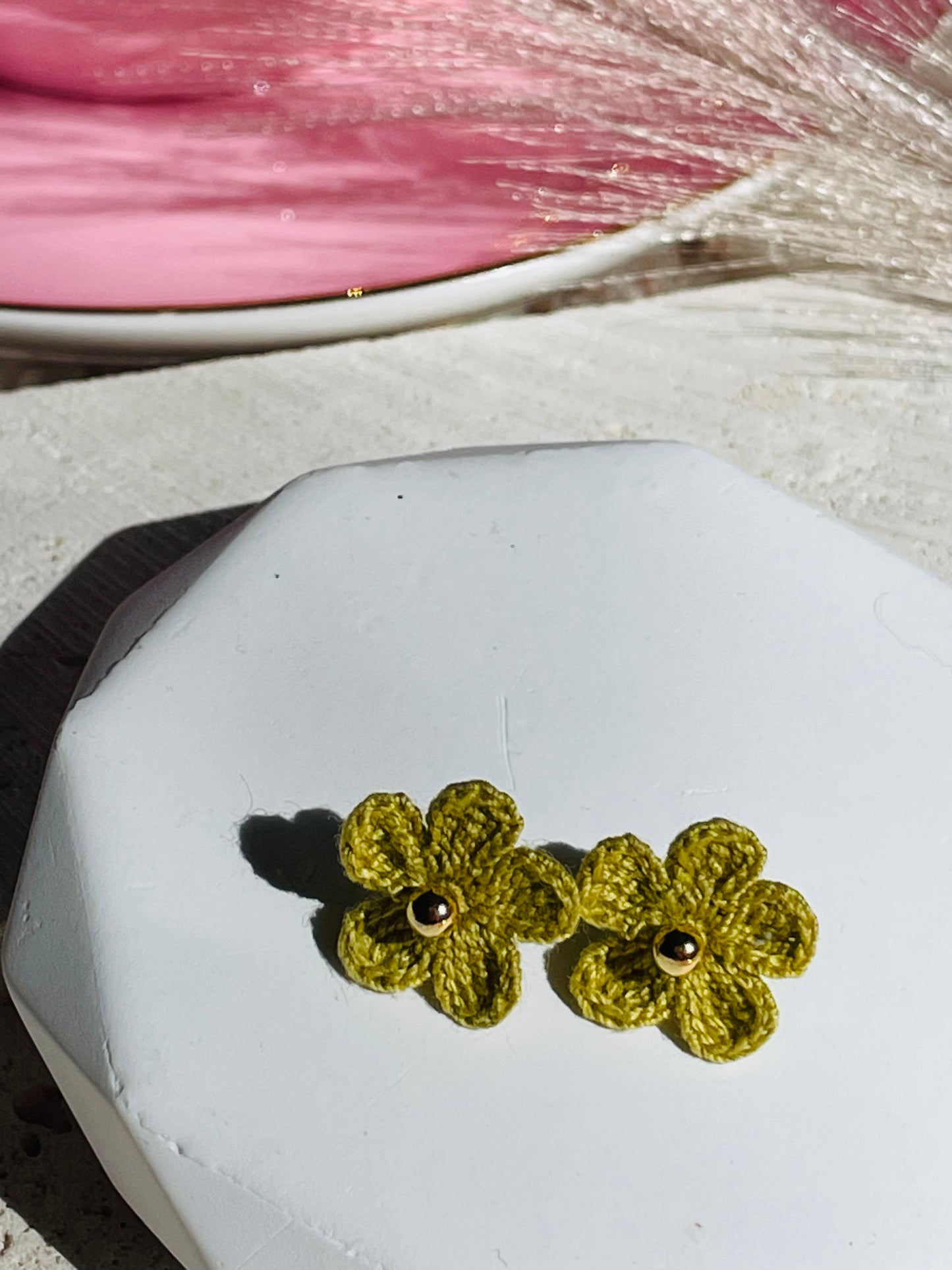 Little Daisy-Handmade Micro Crochet Earring