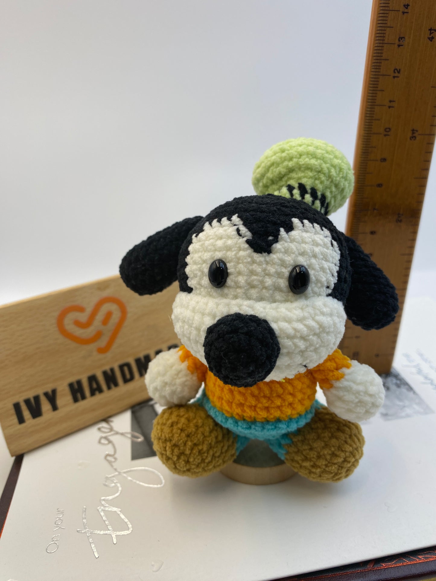 Mickey ,Minnie, Goofy, Pluto--Handmade Crochet
