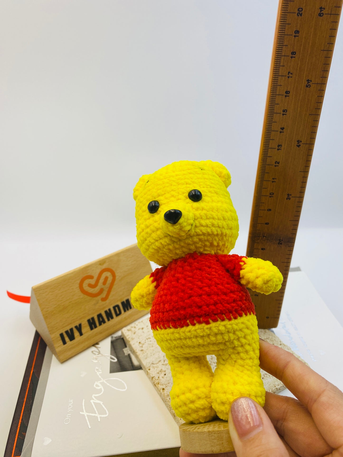 Winnie the Pooh(L)-Handmade Crochet