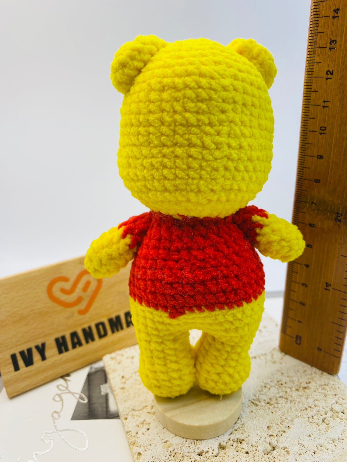 Winnie the Pooh(L)-Handmade Crochet