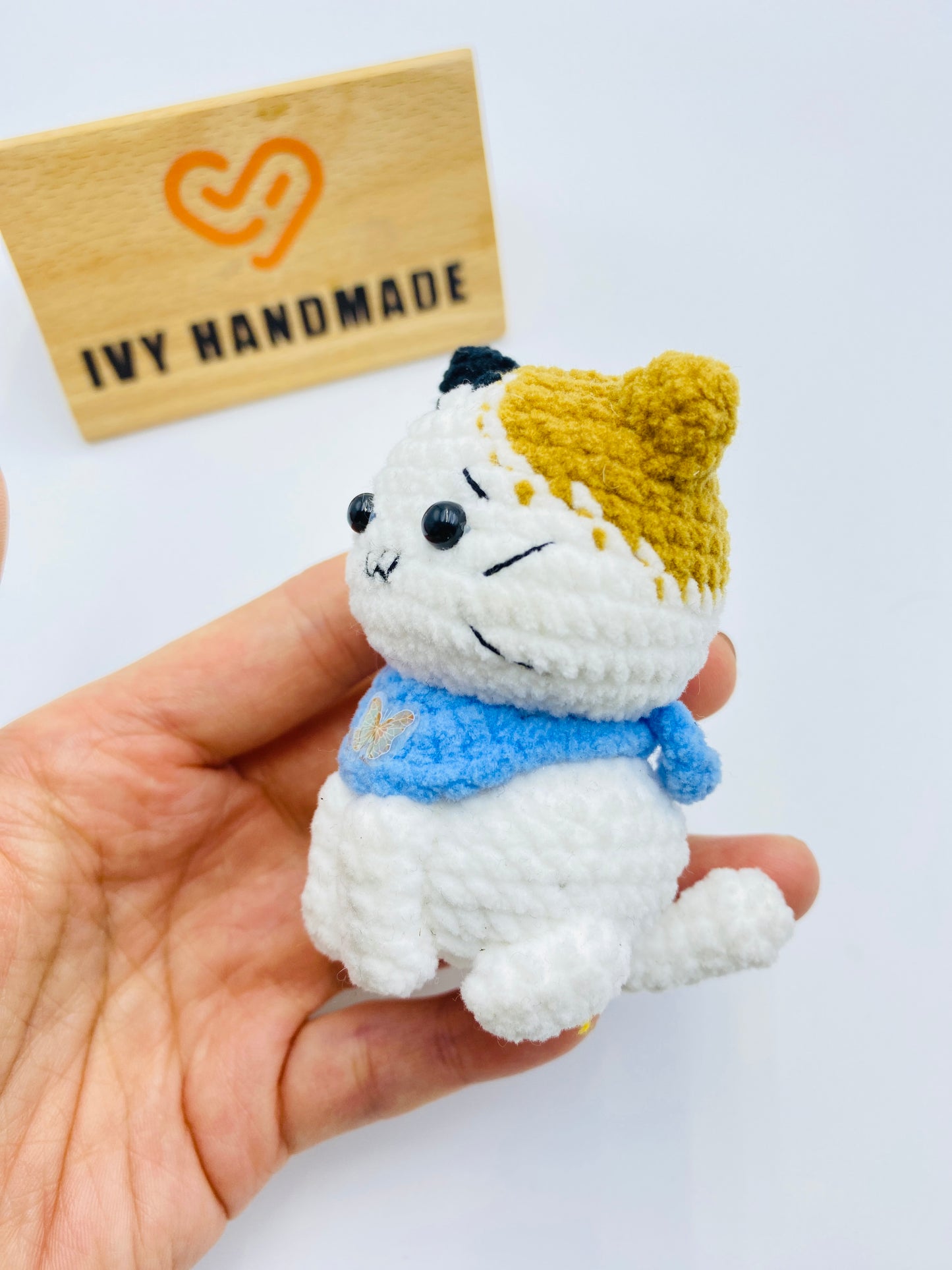 Fluffy Cat-Handmade Crochet