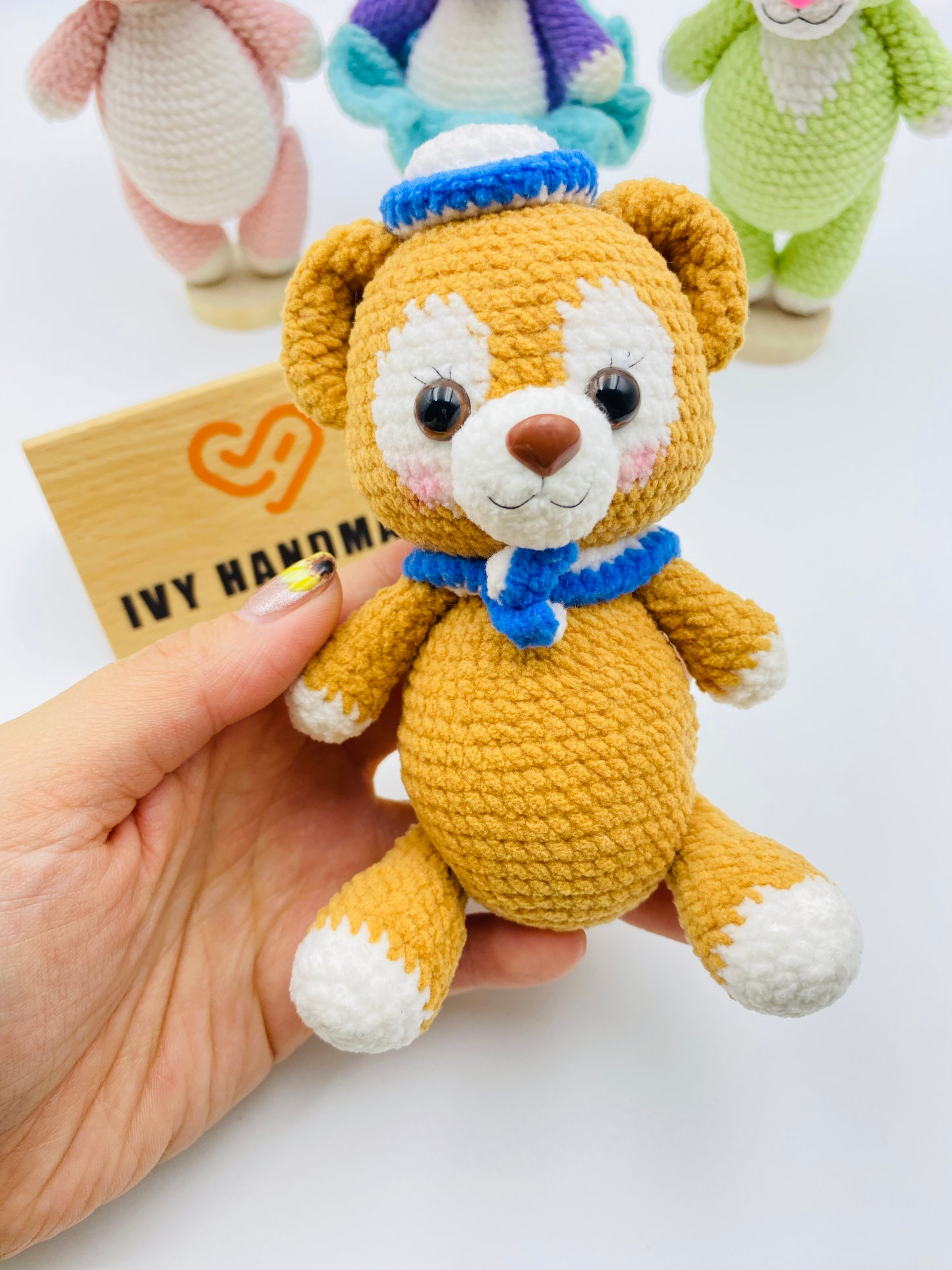 Duffy and friends(Fluffy)(Can stand and sit)-Handmade Crochet