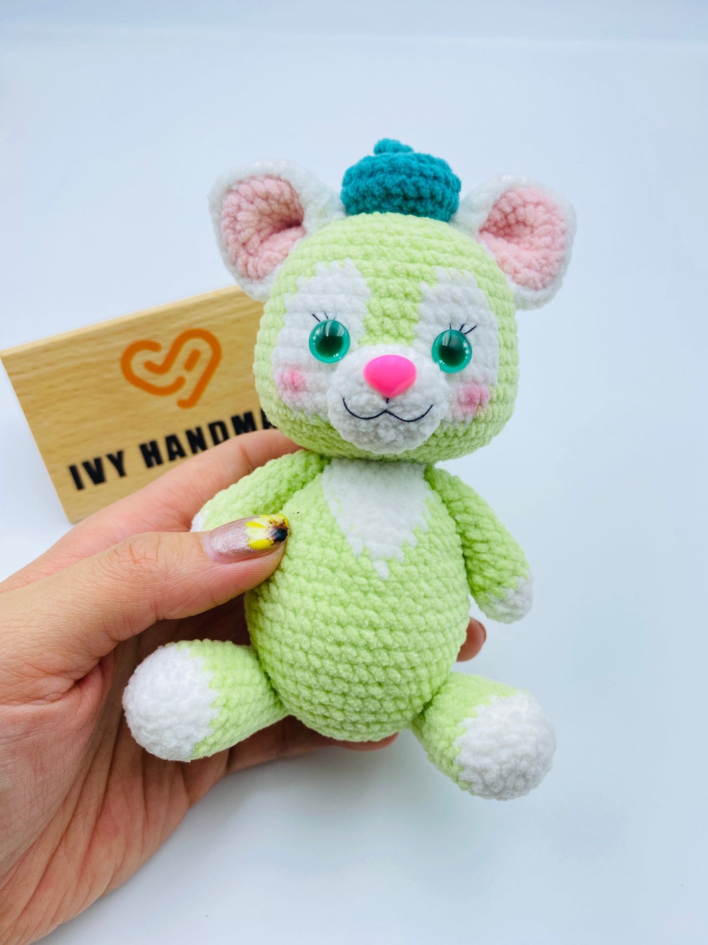 Duffy and friends(Fluffy)(Can stand and sit)-Handmade Crochet
