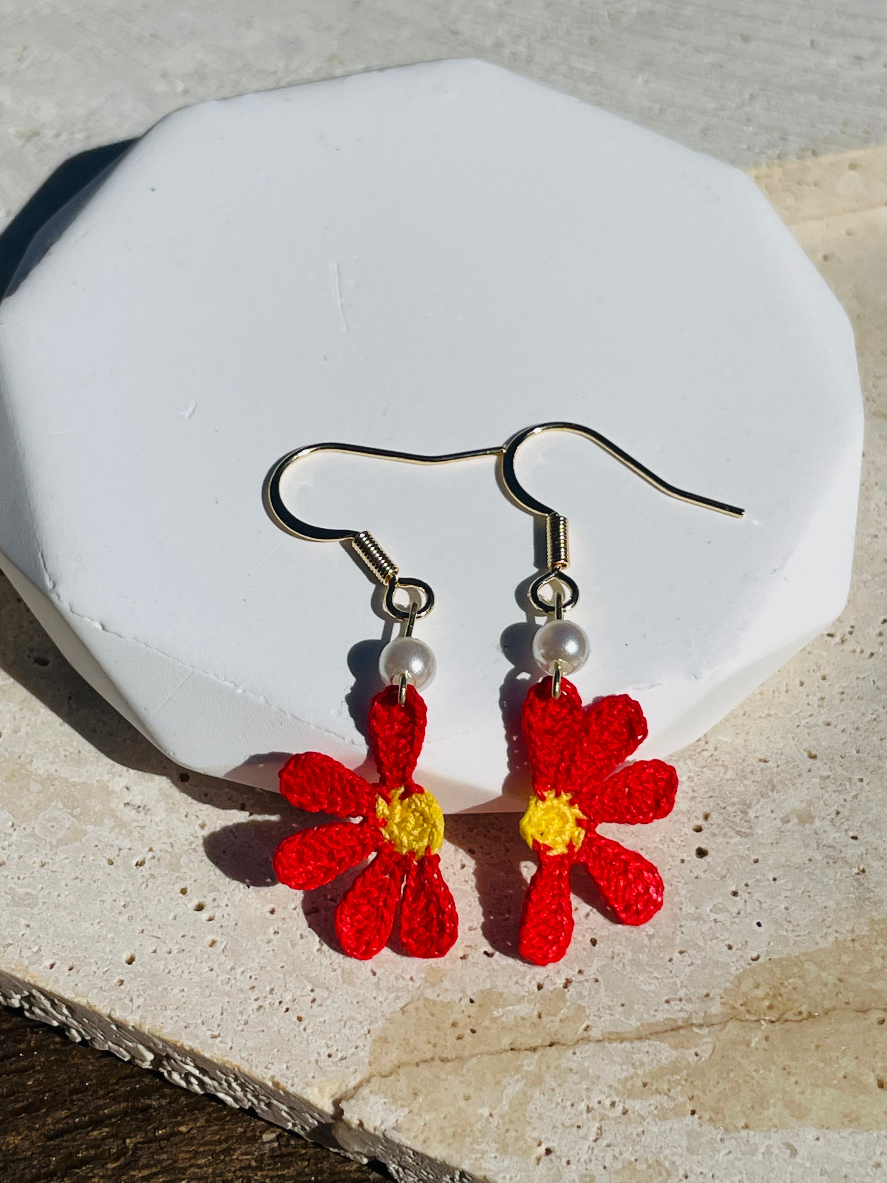 Hand-Crocheted Daisy Drop Earrings&nbsp; 3 Colour