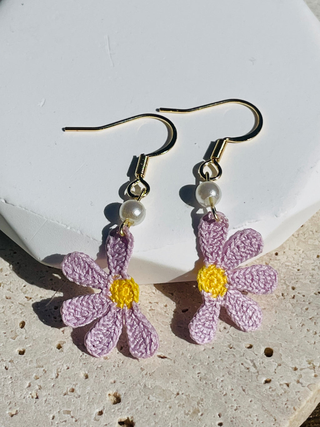 Hand-Crocheted Daisy Drop Earrings&nbsp; 3 Colour