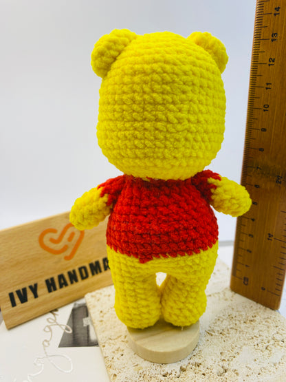 Winnie the Pooh(L)-Handmade Crochet