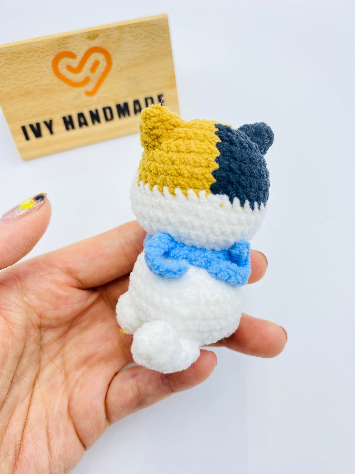 Fluffy Cat-Handmade Crochet