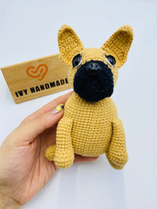 Bulldog-Handmade Crochet