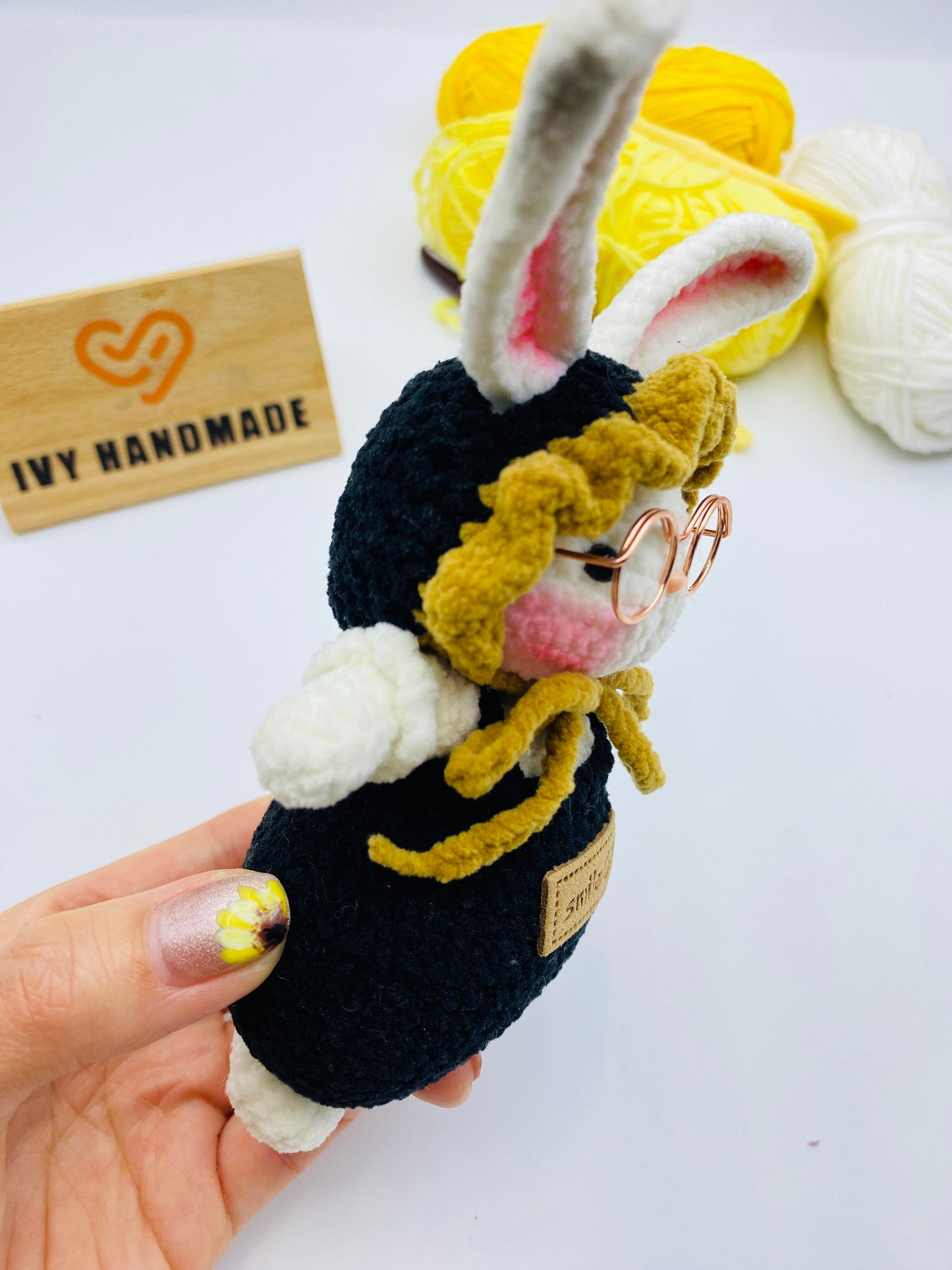 Bunny (The headscarf can be taken off)-Handmade Crochet